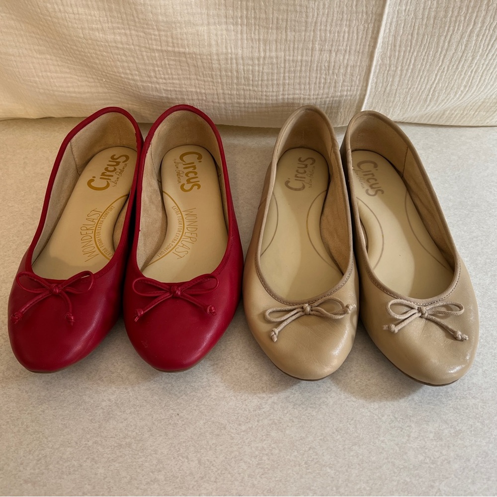 Women's Red and Beige Leather Flats (Set of 2)